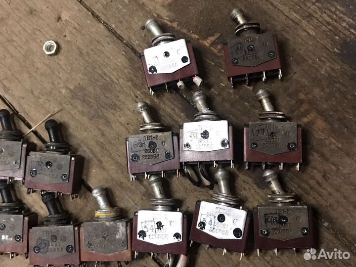 Тумблер тв1-2 серебряный контакт