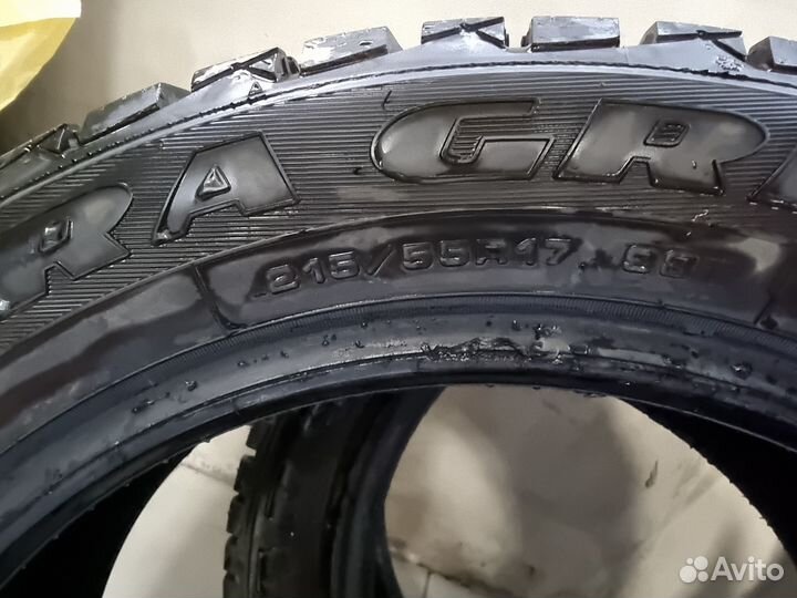 Goodyear Ultragrip 600 215/55 R17 98T