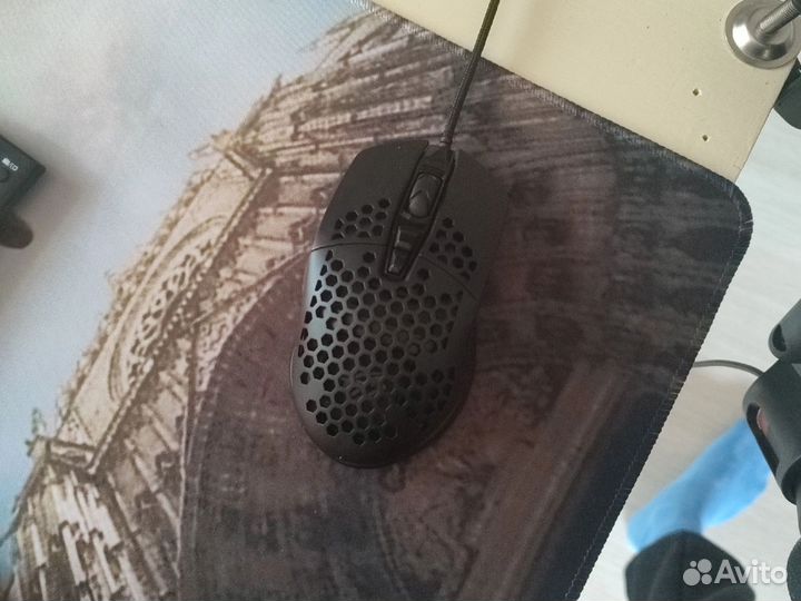 Игровая компьютерная мышь