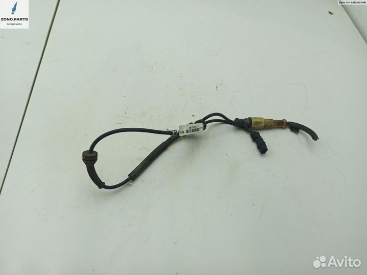 Датчик ABS передний 8200084125 на Renault Laguna II (2001-2007)
