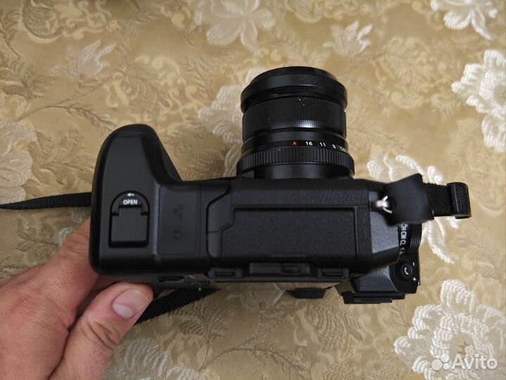 Fujifilm x-h1 +батарейный блок