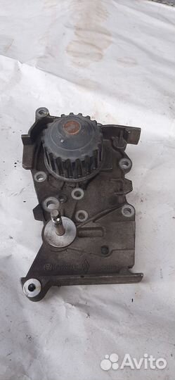 Насос водяной (Помпа) Logan 2005-2014