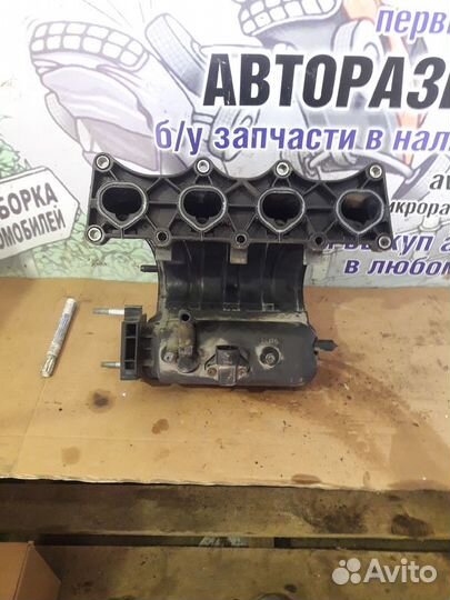 Коллектор впускной Hyundai Accent