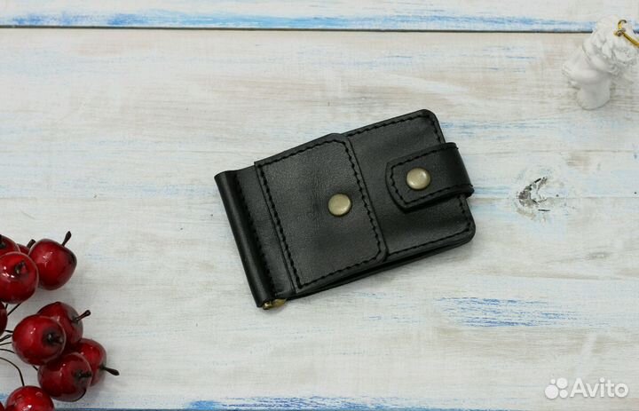 Зажим для денег из кожи в ТЦ, Плаза, 2 этаж