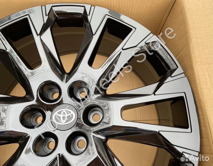 Диски на Тойота Ленд Крузер 300 R22