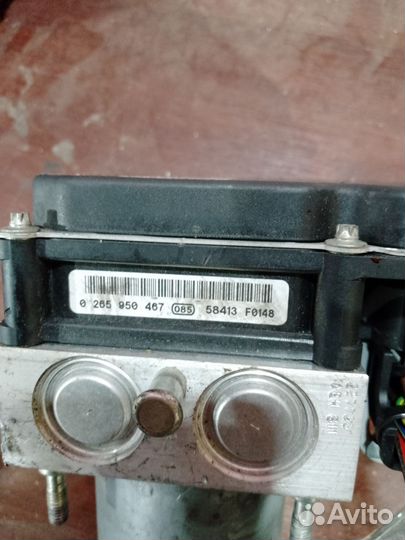 Блок ABS ESP Audi a4 b7