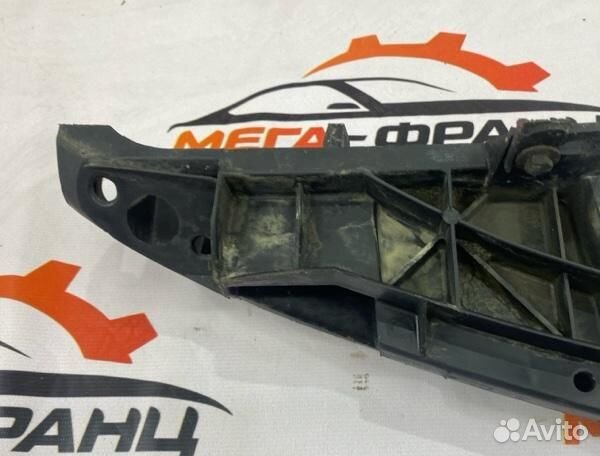 Усилитель бампера передний Peugeot 206 хэтчбек