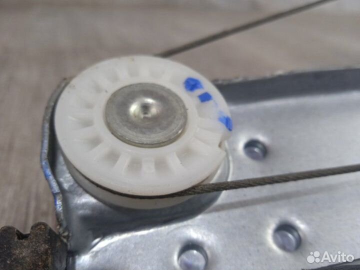 Стеклоподъемник задний правый Renault Duster HSA