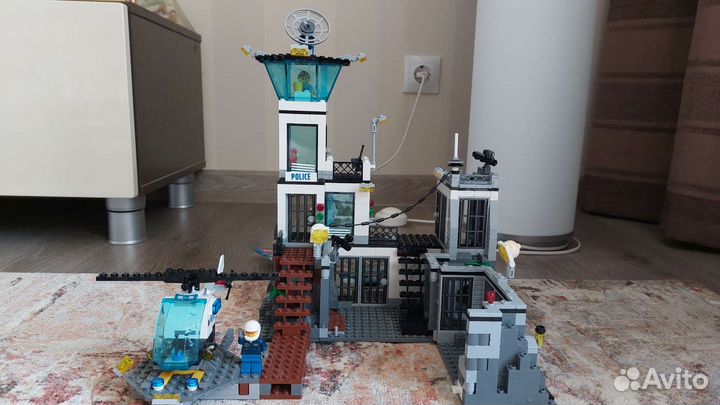 Набор Lego City тюрьма Алькатрас