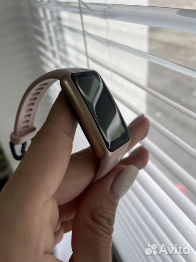 Смарт часы huawei band 6