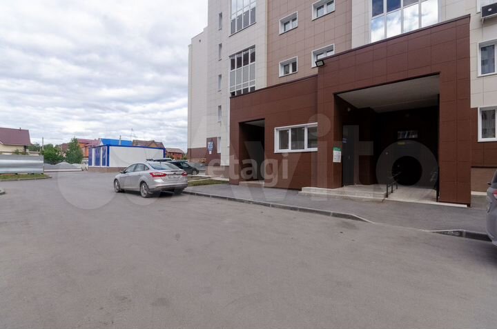 1-к. квартира, 42 м², 4/9 эт.