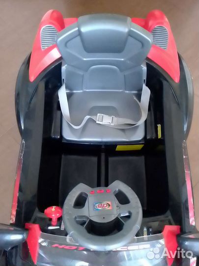 Детский электромобиль