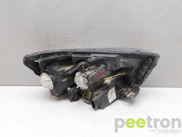 Б/У Фара левая б/у 8450006953 LADA