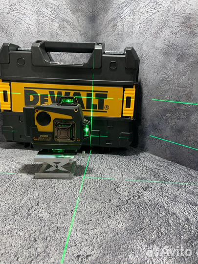 Лазерный уровень 4D Dewalt с Bluetooth