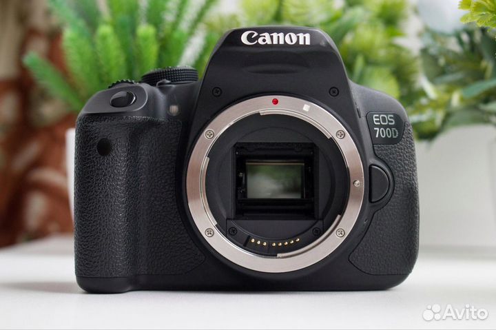 Canon 700D Kit + Комплект