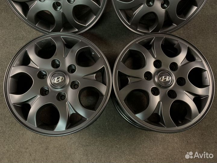 Диски Оригинал Hyundai Starex R16