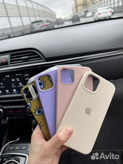 Чехлы на iPhone 12