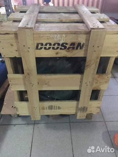 Досан (doosan) экскаватор гусеничный 225 бортовой