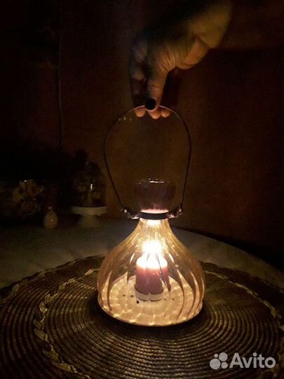 Светильник со свечей