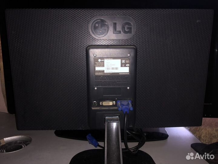 Монитор LG
