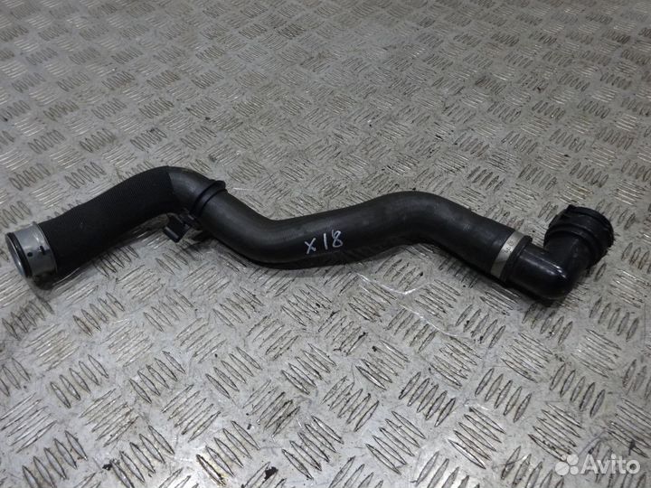 Патрубок радиатора верхний Мерседес 166 292