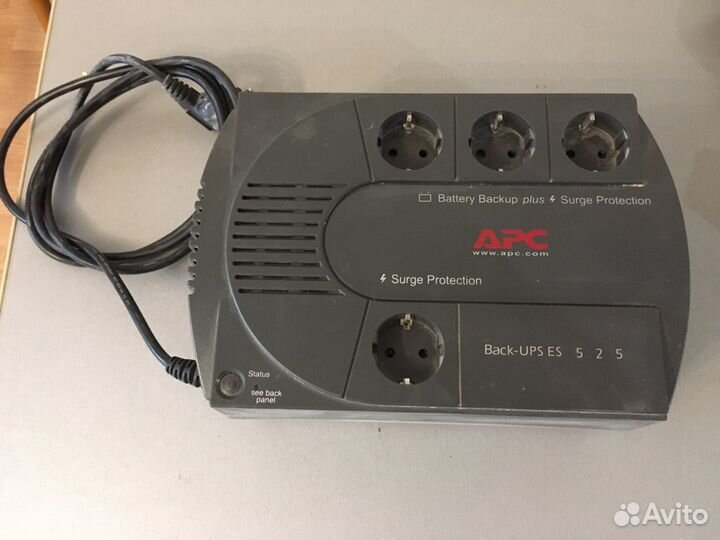 Блок бесперебойного питания APS BE525-RS