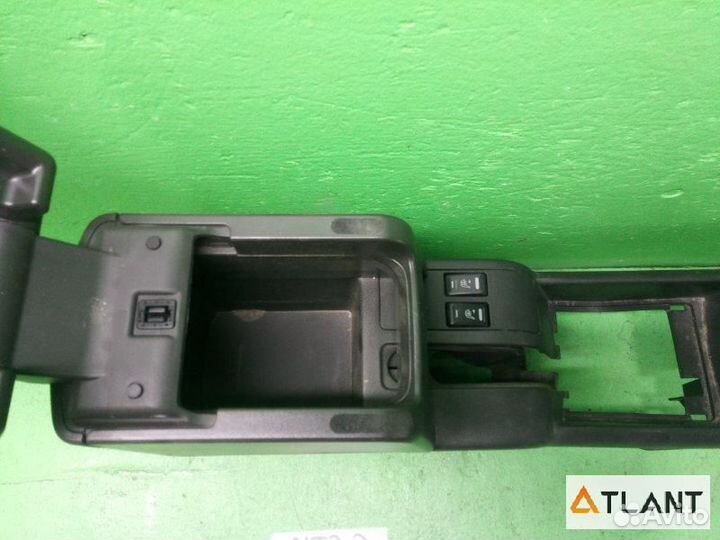 Подлокотник nissan xtrail