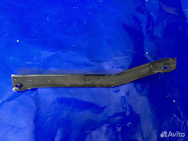 Кронштейн переднего бампера лев Chevrolet Lacetti