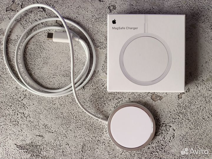 Беспроводная зарядка MagSafe Charger