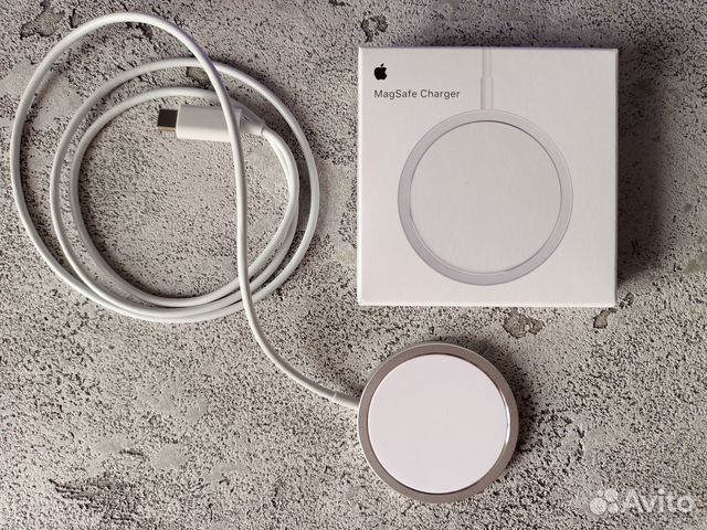 Беспроводная зарядка MagSafe Charger