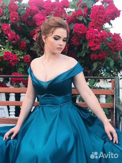Вечернее платье