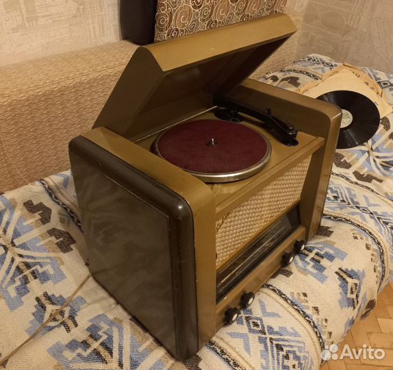 Ламповая радиола 