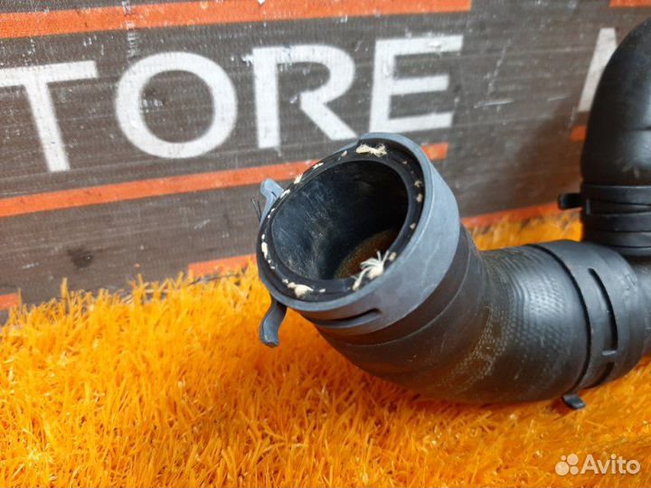 Патрубок системы охлаждения Audi A3 8P CAX