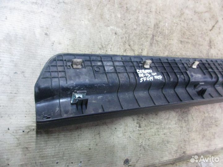 Накладка порога передняя левая Kia Cerato 2009-201