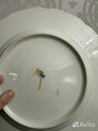 Старинная декоративная тарелка блюдо