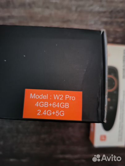 Tanix W2 Pro 4/64 Гб новая Android тв приставка
