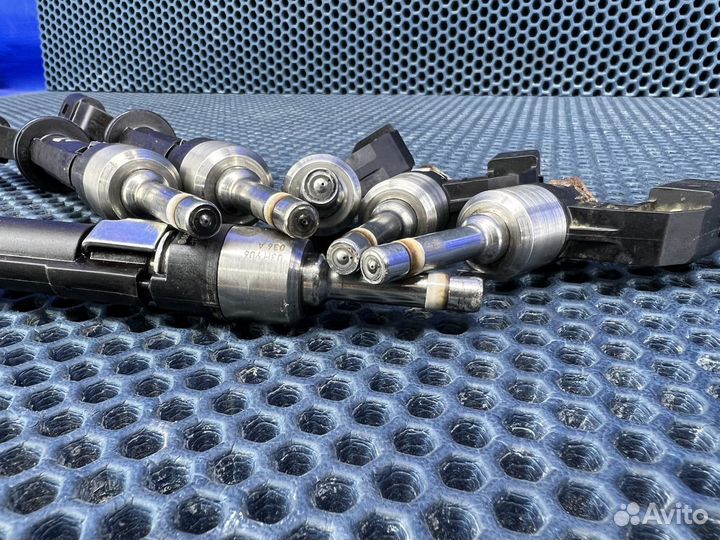 Форсунка топливная Touareg NF / FL 3.6 fsi