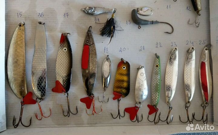 Рыболовные снасти Блесна Поплавки Приманки