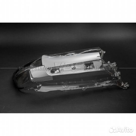 Стекло для фары Toyota Land Cruiser 200 (2015-2020