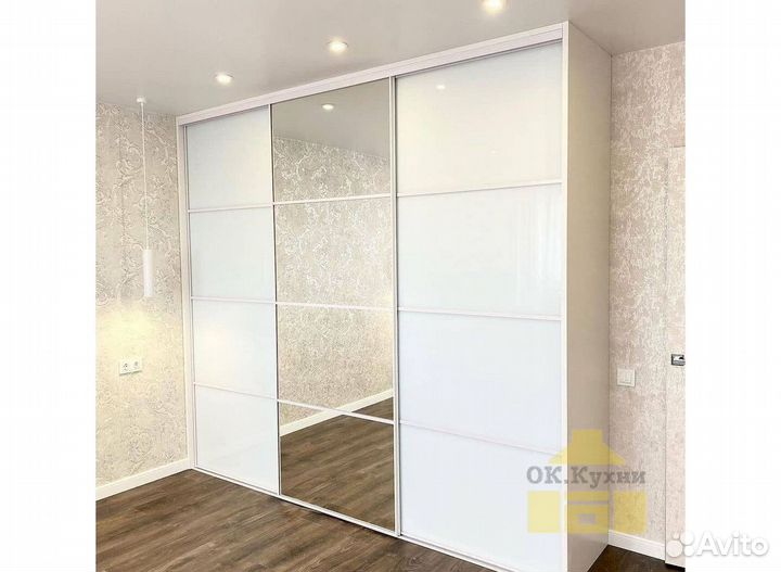 Угловой шкаф