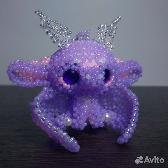Ледяной дракон из бисера Амигуруми