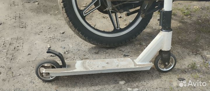 Трюковой самокат