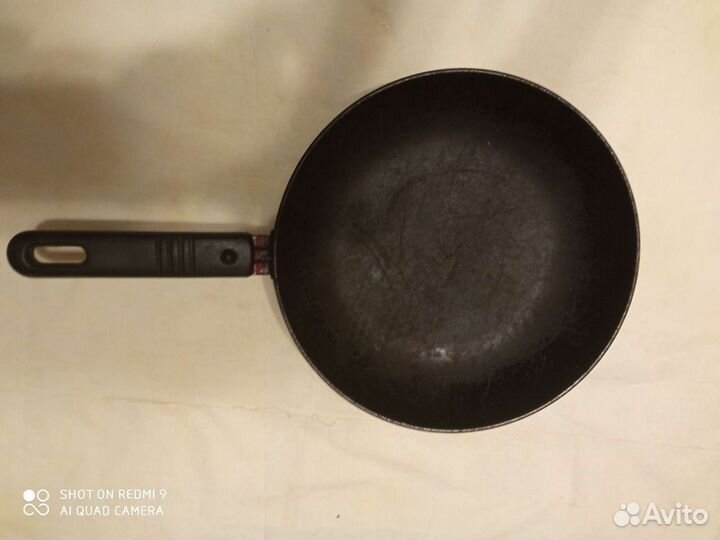 Сковорода,крышка, миска для кошек