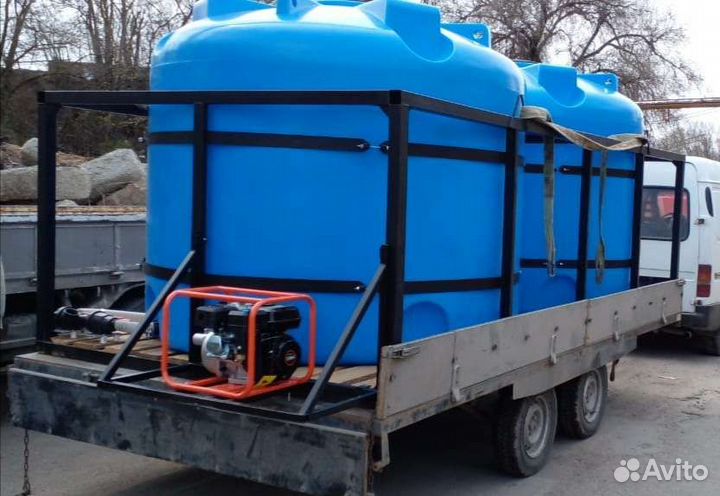 Ёмкость пластиковая в обрешетке