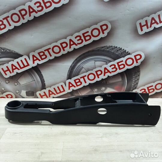 Консоль центральная Chevrolet Aveo Т 250 2010
