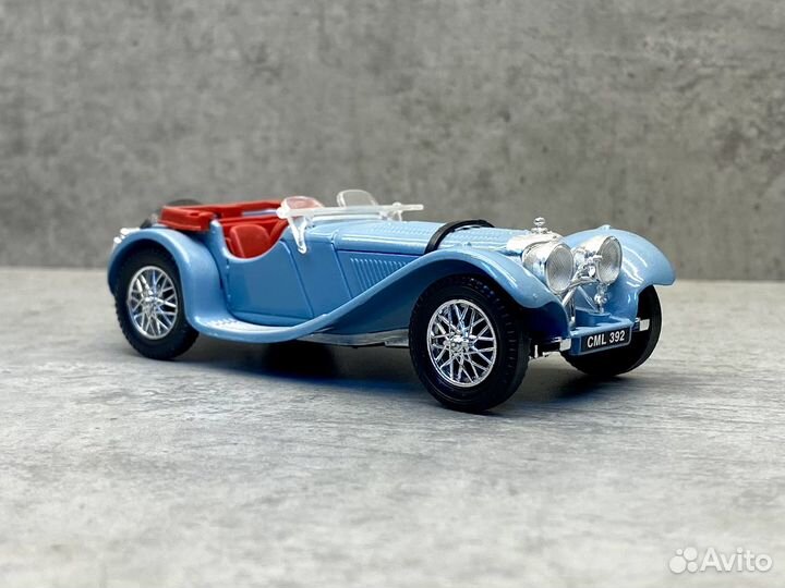 Коллекционная модель Jaguar SS100 1938 1:43