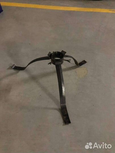 Подставка под елку металл