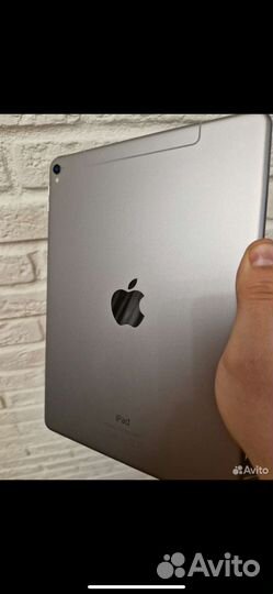 iPad pro 9.7 wi-fi +cellular 32 гб