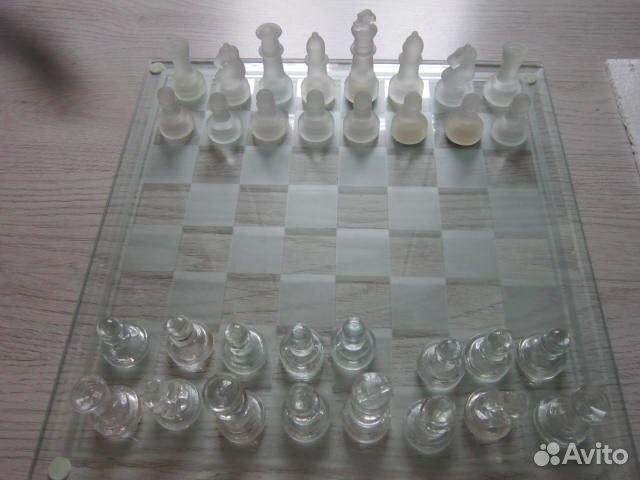 Шахматы сувенирные из стекла