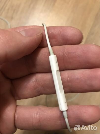 Наушники iPhone проводные